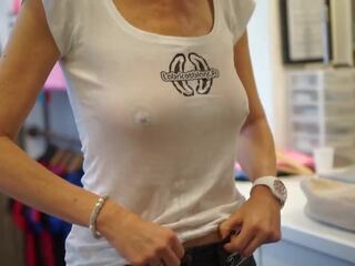 Lexoweb sisään märkä t-shirt – braless ja pantyless: porno 94 | xhamster