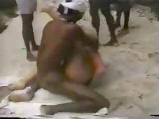 Jamaica gangbang sgualdrina matura, gratis matura canale porno video 8a